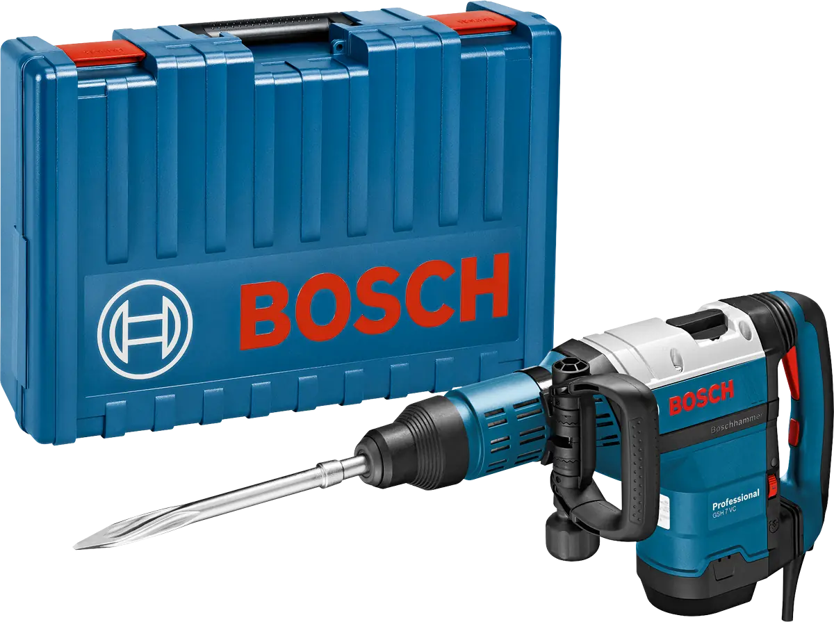 Blauwe opbergkoffer. Bosch logo. Koffergreep. 2 brede kleppen. Blauwzwarte Bosch GSH 7 VC Breekhamer (kabel). Geribbelde handgreep. Ingeklikte SDS-max puntbeitel