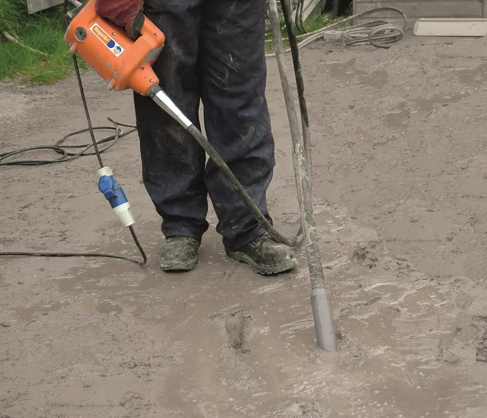 Aiguille vibrante pour béton (Ø 36 mm - 3 m)